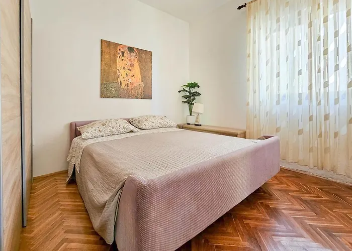 Enrica Apartment *