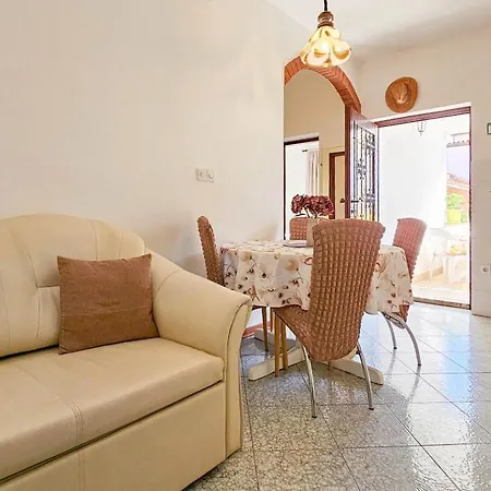 Enrica Novigrad Istria